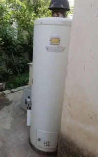 آبگرمکن ایستاده