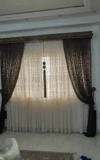 پرده کاملا سالم با کتیبه