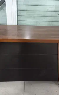 ست میز و صندلی اداری