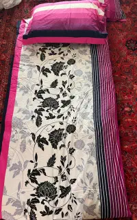 تشک و بالش
