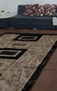 مبل ۹نفره و دو عدد فرش پرز بلند