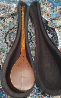 سه تار  در حد نو