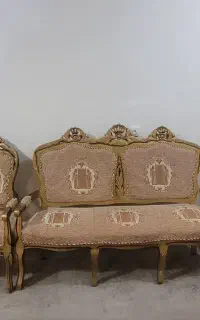مبل سلطنتی