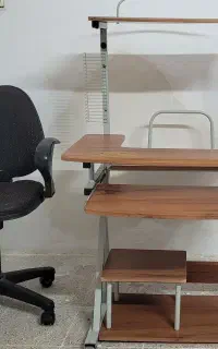 میز کامپیوتر و صندلی