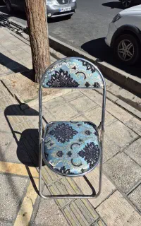 صندلی تاشو اهنی استیل