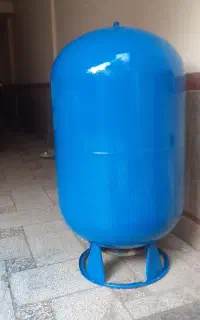 منبع انبساط یا تحت فشار ۳۰۰ لیتری ایتالیایی