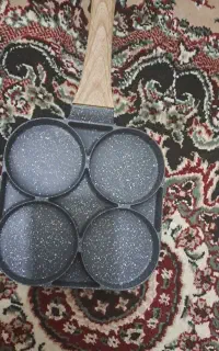 تابه گرانیتی ۴ خانه دسته چوبی