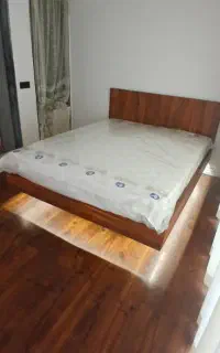 تخت خواب معلق با شاسی آهنی