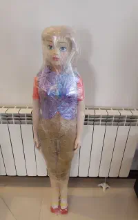 عروسک قد بلند