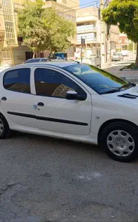 پژو 206 v8