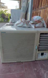 فروش کولر پنجره ای سامسونگ در حد نو