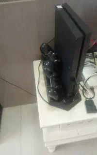 پی آس فور