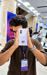 آیفون ۱۶  سفید  ۲۵۶ گیگ  باتری ۹۰٪  CH