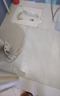 کاشی وسرامیک کار با ابزار بروز