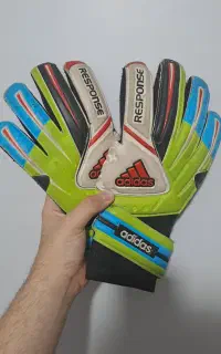 دستکش دروازه بانی فوتبال نو