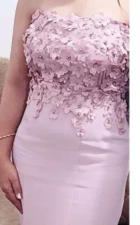 لباسهای مجلسی یکبار تن خورده
