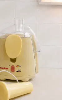 آبمیوه‌گیری همیلتون کارکرده