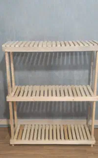 قفسه چوبی