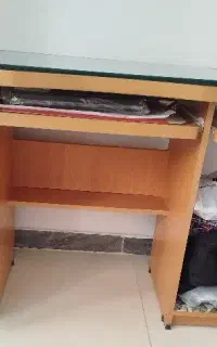 میز کامپیوتر و تحریر