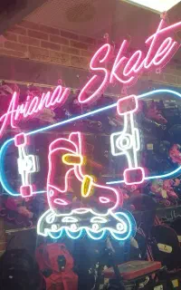 طراحی و ساخت تخصصی انواع تابلو های نئون