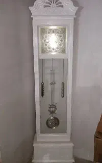 ساعت ایستاده چوبی