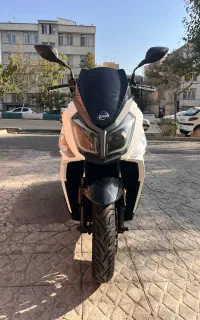 J200