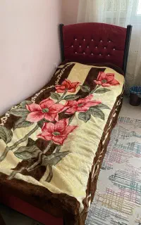 تخت تکنفره فلزی