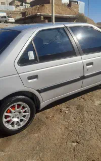 پژو ۴۰۵ ۱۳۸۵