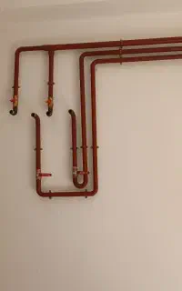 لوله کشی آب و گاز