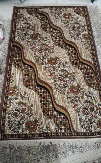 یه سری وسایر منزل فروشی گلیم فرش وسایل دیگر