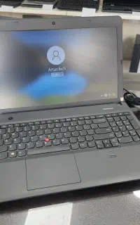 لپتاپ عین نو‌Corei7 رم 8 گیگ هارد ssd