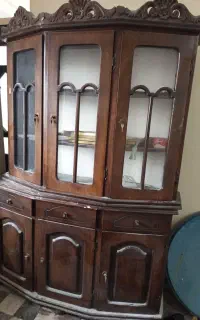 بوفه چوب و شیشه