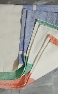 دستمال نم‌گیر