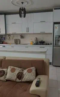 رهن اپارتمان ۸۴ متری شیشه گران
