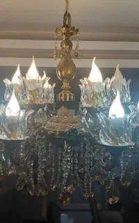 سه عدد لوستر برنزی و کریستالی