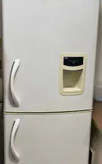 یخچال الکترواستیل