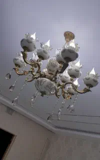 لوستر ۱۲ شاخه برنزی در حد نو