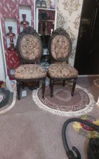 ۲ عدد صندلی سلطنتی چوب سالم بدون خط وخش