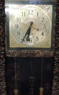 ساعت ایستاده تابلو قاب مربعی ساعت دیواری و گلدان