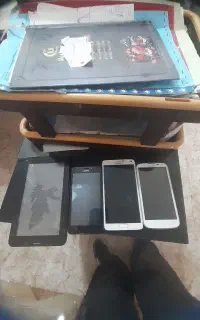 چند عدد گوشی خراب تعمیر لازم
