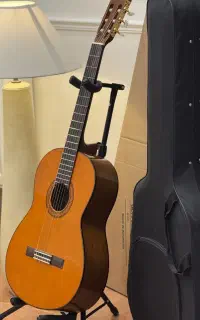 گیتار یاماها c70