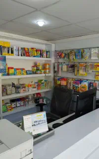 همکار خانم جهت کار در کافی نت