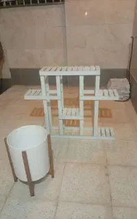 استند گل و گلدان