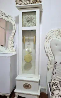 ساعت ایستاده