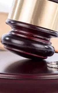 وکیل پایه یک دادگستری