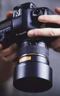 استخدام ادیتور ویدیو (نیمه‌حرفه‌ای)