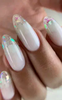 آموزش کاشت ناخن با مدرک فنی حرفه ای ۵۹۰۰