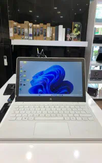 Surface laptop SE-مینی لپ تاپ