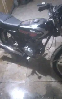 هندا ۱۲۵ پارکینگی