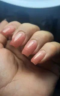 کاشت ناخن دست ولاکژل پا۷۹۹وکراتین از۲تومن